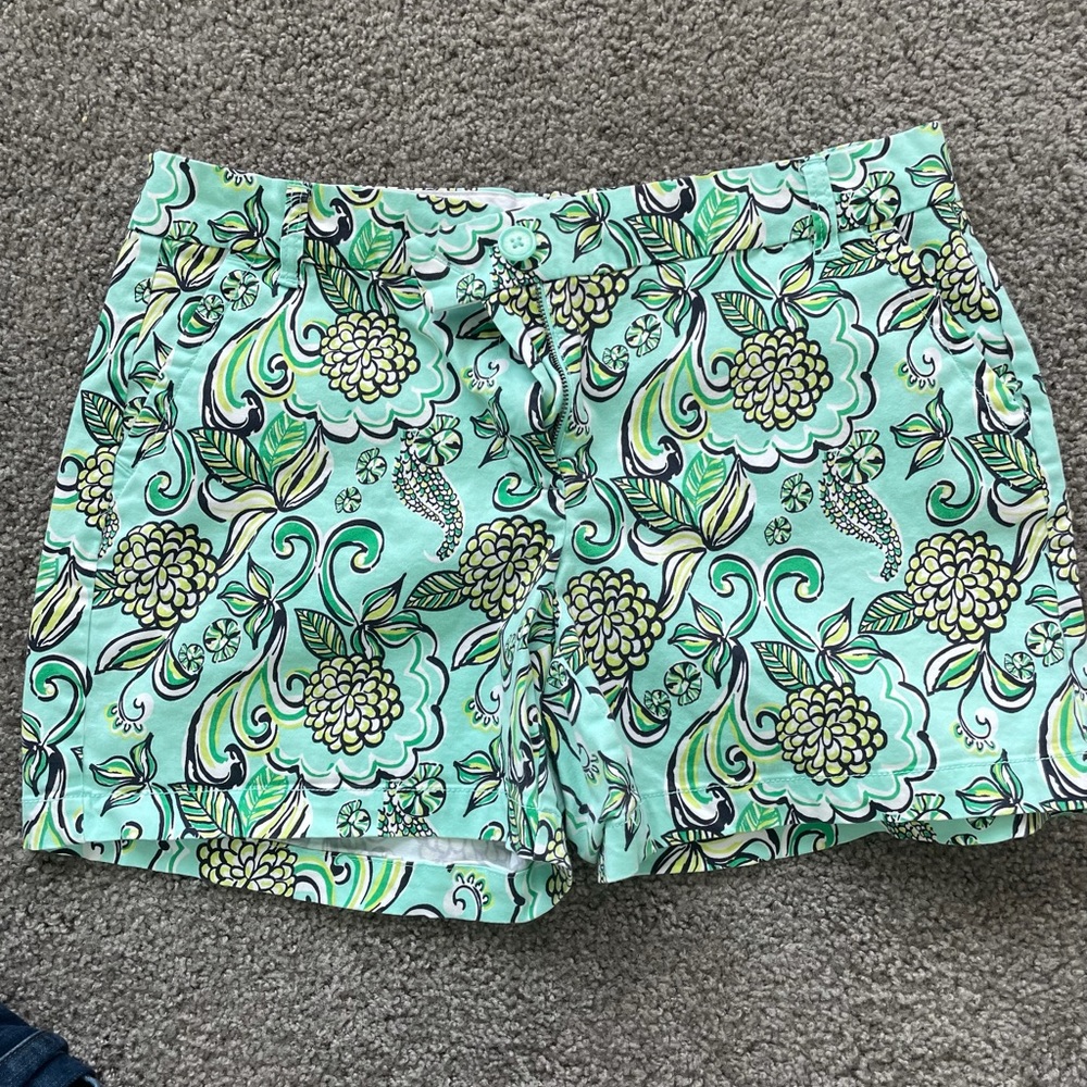 Crown and ivy shorts.